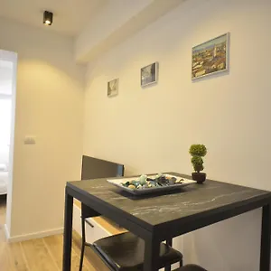 https://tirana-central-apartments.hotels-in-tirana.com